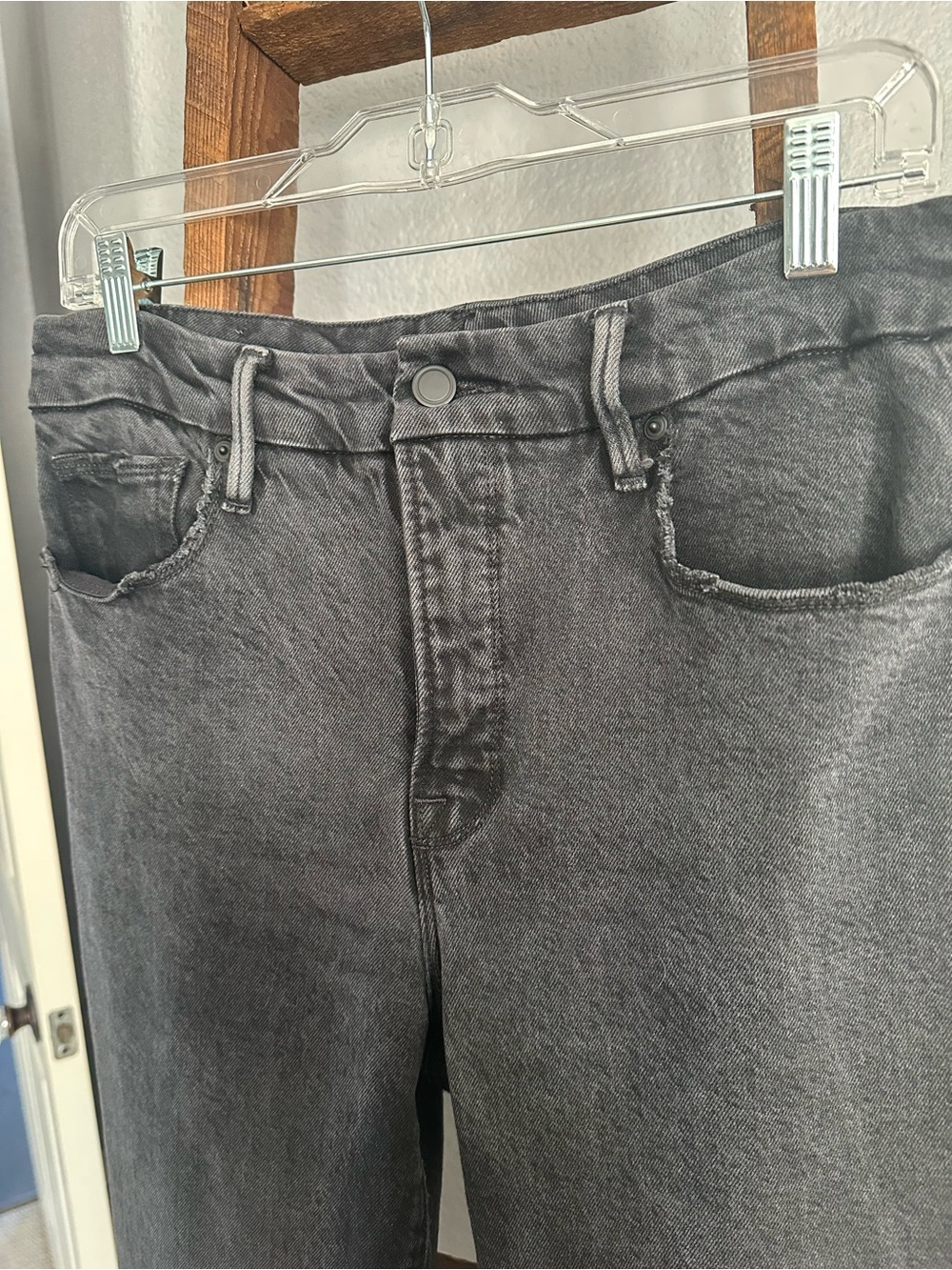 Good American Raw-Hem Wide Leg Jeans, size 10 (30) - Picture 4 of 10